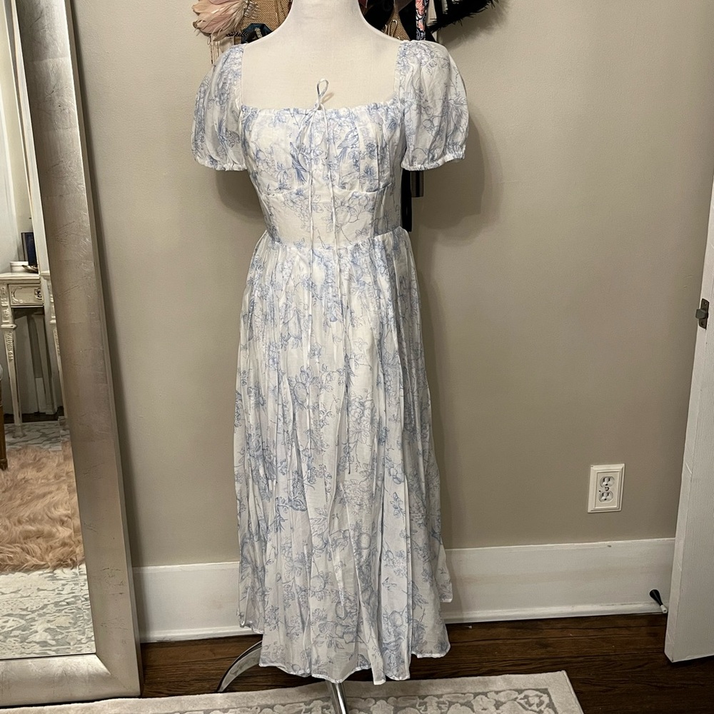 Toile dress.